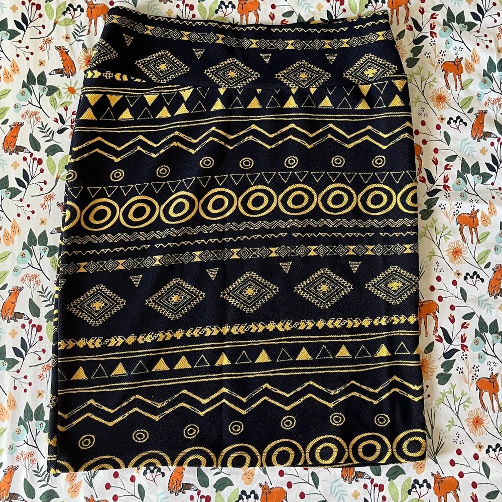 Large LulaRoe Cassie blue aztec pencil skirt